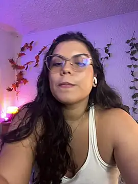 kittylu__ live sex cam