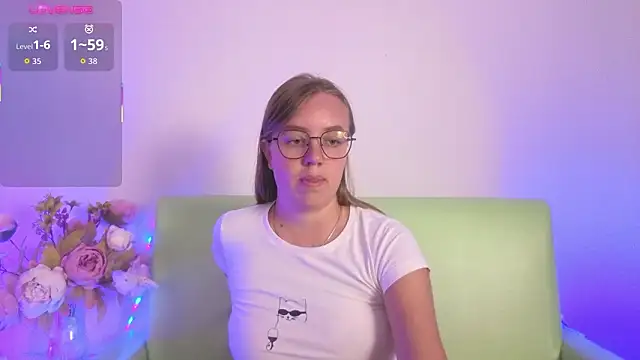 Sofia_Bushe's cam snapshot