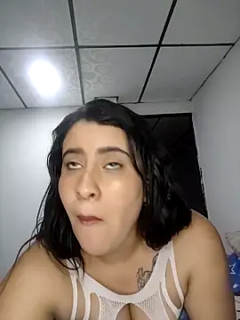 mialorents's cam snapshot