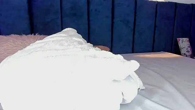 SharonLovee's cam snapshot