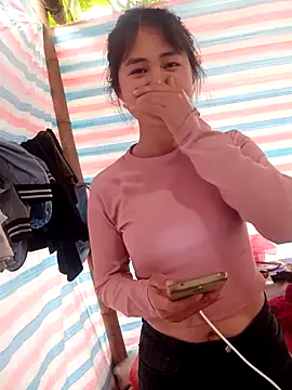 Him_MountainGirl live sex cam