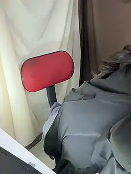 Voyerra_g live sex cam