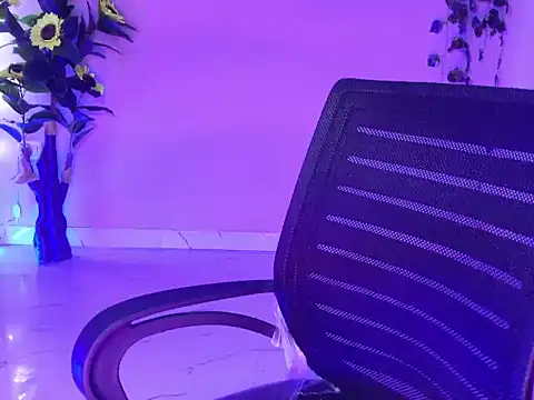 Saira_Hotty's cam snapshot