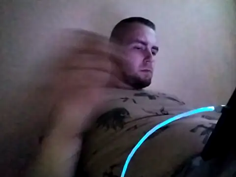 Vladyslav30 live sex cam