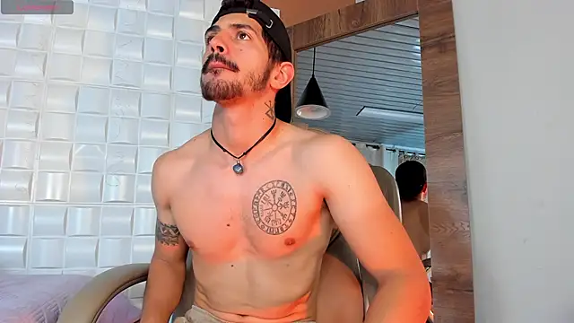 AlejandroStormm live sex cam