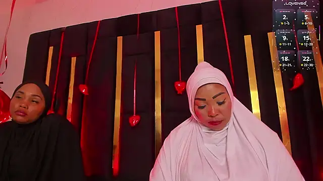 Helen_Camila live sex cam