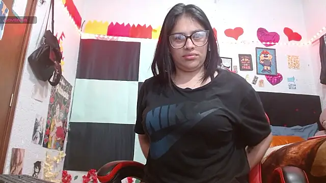 Saray_extrovert_'s cam snapshot