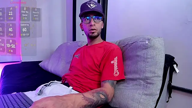 DrakeNeumann live sex cam