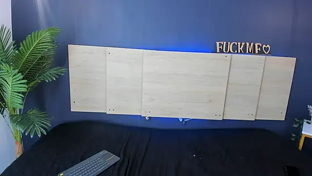 GrettaRouse's cam snapshot