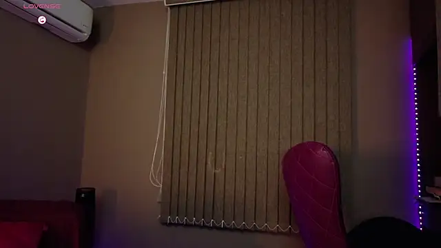 andrea_indira20 live sex cam