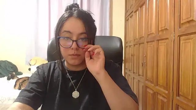 Venus_cat_'s cam snapshot