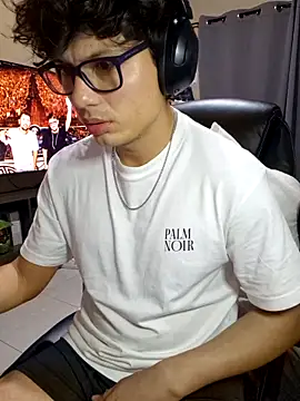 Ais_B10 live sex cam