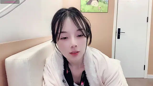 AKiKi711 live sex cam