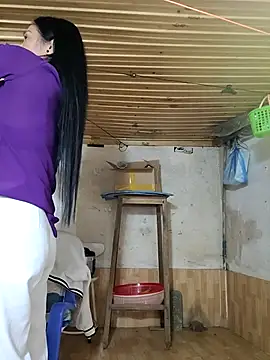 Basanis68's cam snapshot