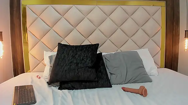 samanthaa_rosee__'s cam snapshot