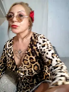 Gatithaaa's cam snapshot