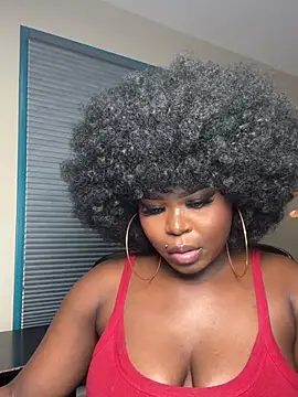 WomanNextdoor1's cam snapshot