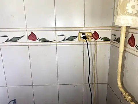 BettyAquaX's cam snapshot