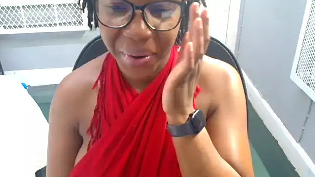 EmeraldDreams's cam snapshot