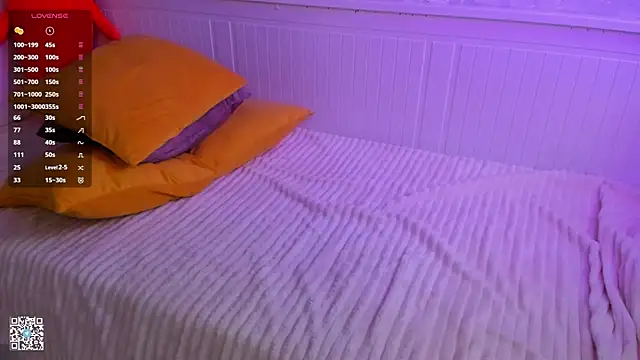 MarcelinaMei live sex cam