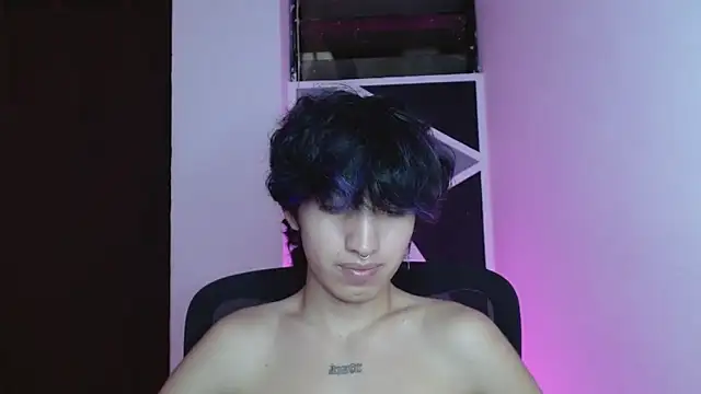 littlextreme live sex cam