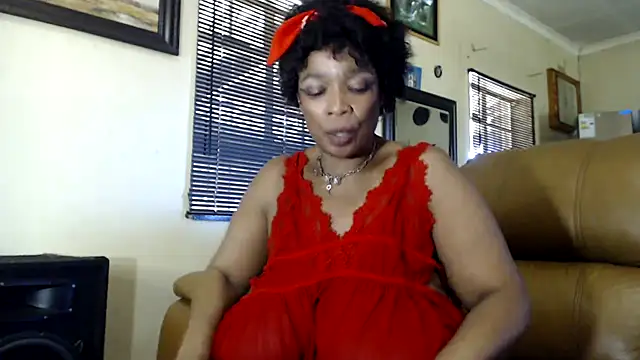 Gucci_Bx live sex cam