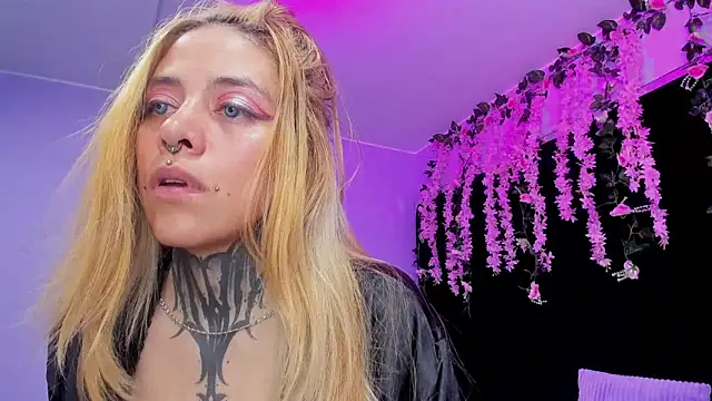 Dakota_Angell_ live sex cam