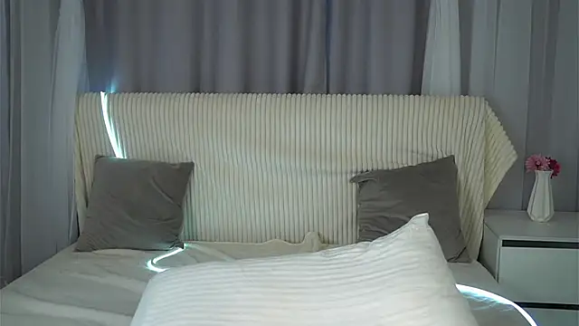 KarriBrownd's cam snapshot