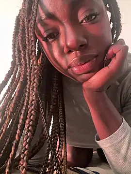 alissradiante1's cam snapshot