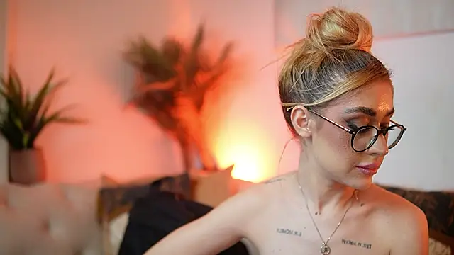 AileenKiss's cam snapshot