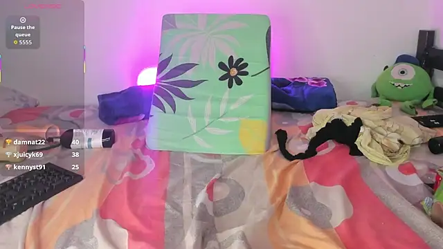 lustlunna's cam snapshot