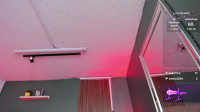 Karol_Pagee's cam snapshot