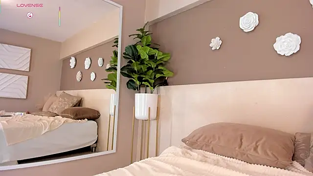 AriaFoster live sex cam