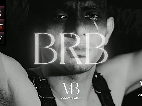 VynnyBlacke_'s cam snapshot