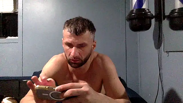 sexyhotstud12 live sex cam