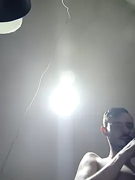 bigcockwhite777 live sex cam