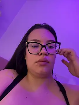 Emily_Taylor2's cam snapshot