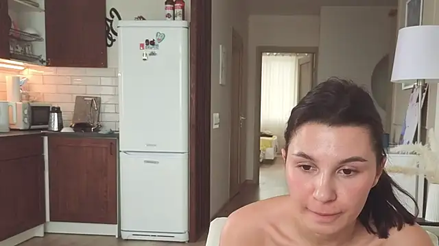 KristineEsme's cam snapshot