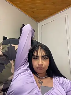 Hilary_pinkk live sex cam