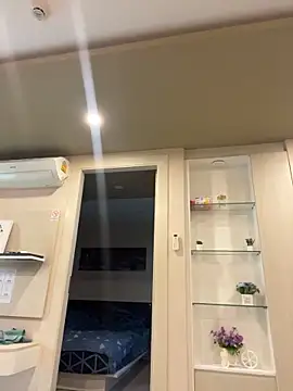 MiraReach live sex cam