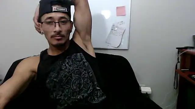 tanjir020 live sex cam