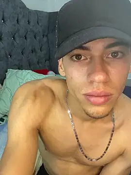 babyhot24-7 live sex cam