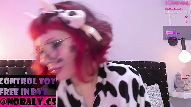 hey_noraly live sex cam