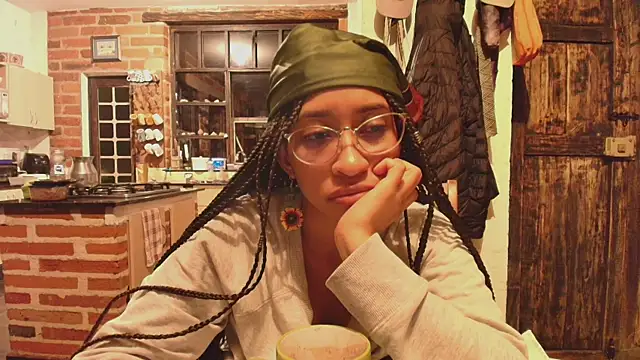 Kharol_cool's cam snapshot