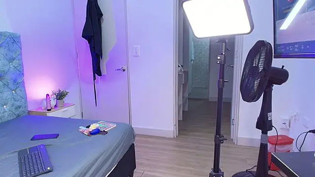 Samanta-Rose's cam snapshot