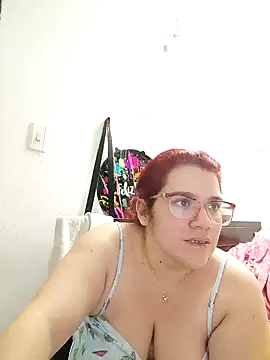 karlythoth@xh's cam snapshot