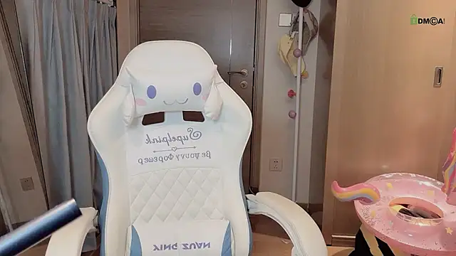 Makinghappymyself_ live sex cam