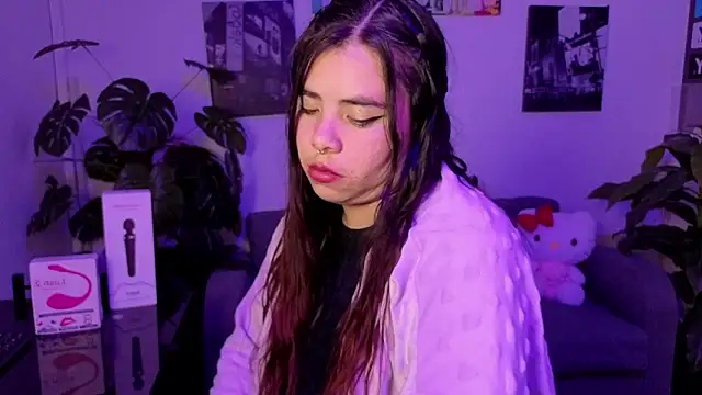 liany_taylor's cam snapshot