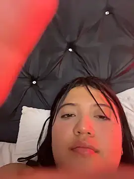 alisson_carolina73's cam snapshot