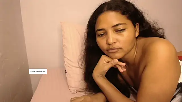 Elayha_28's cam snapshot